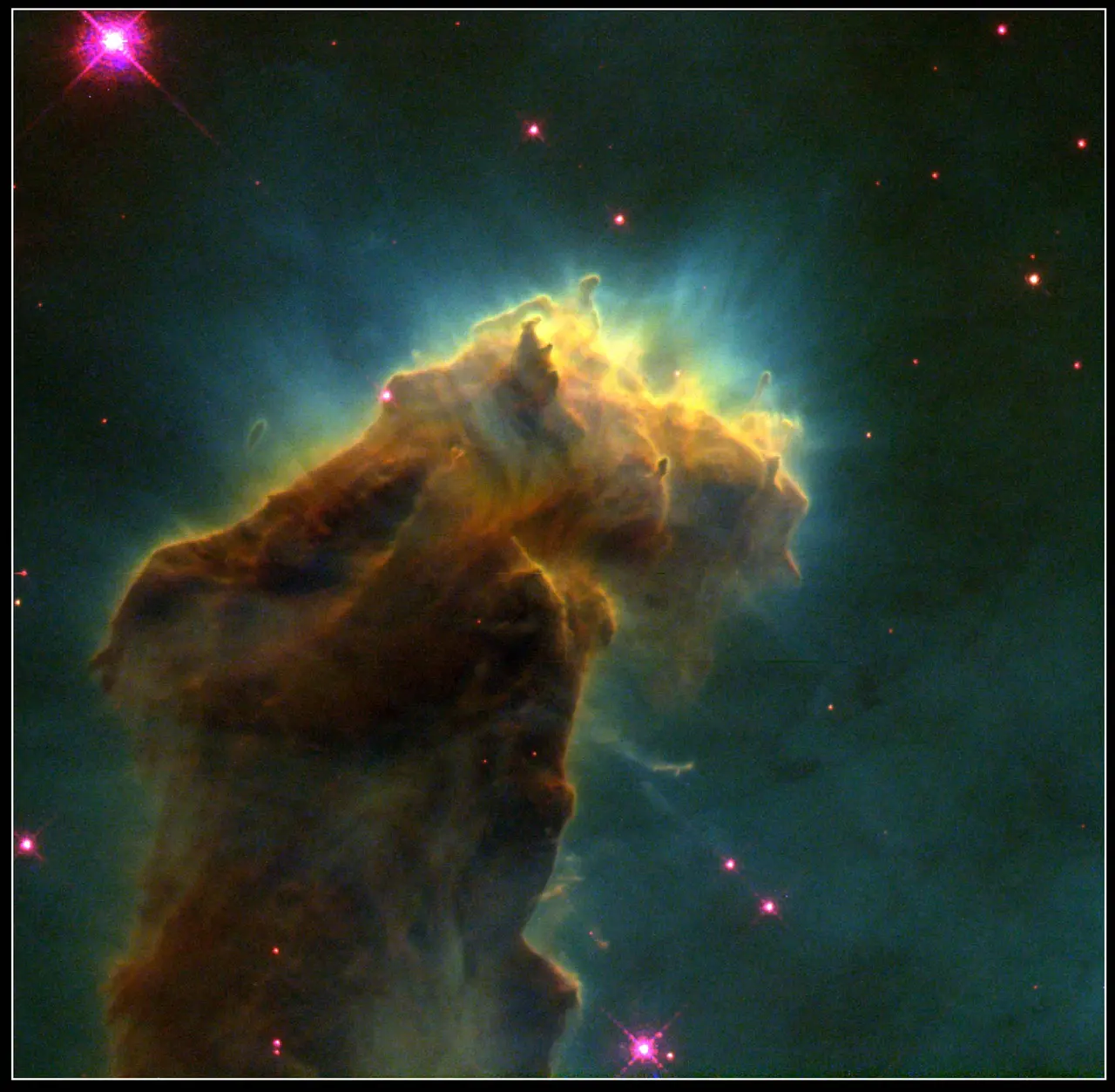 /images/hero/slideshow/3_hst_pillars_m16_close.webp